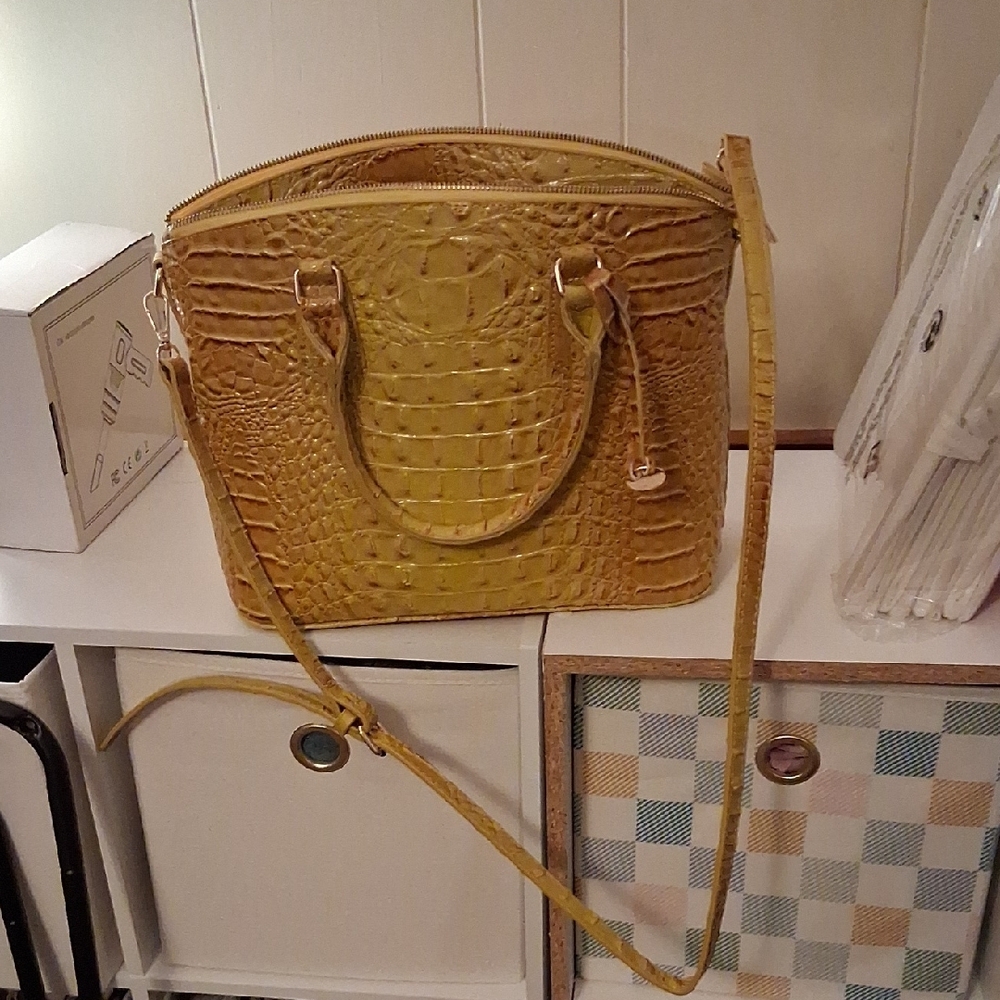 Charming Charlie Yellow Crossbody Bag with Textured Design